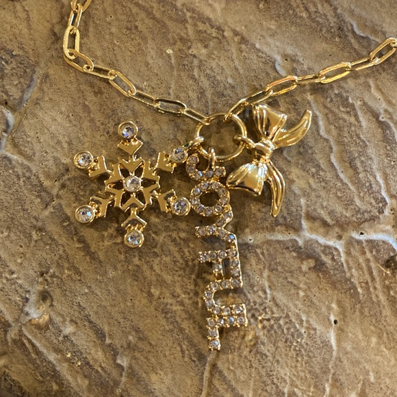 SUGARFIX by BaubleBar Joy to the World Joyful Merry Christmas Holiday Necklace - Picture 12 of 14